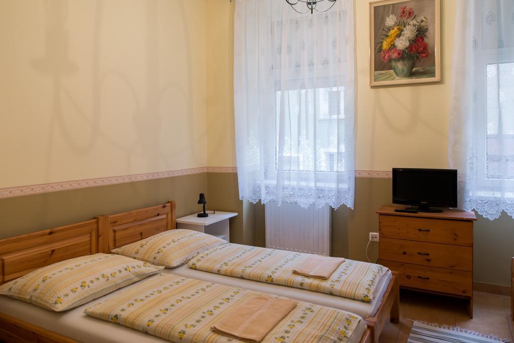 Taverna Panzio Sopron Eksteriør billede